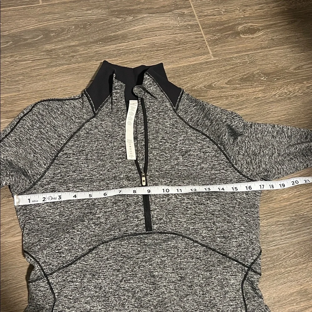 Lululemon Always Alert 1/2 Zip - Heathered Black - Size 6 - Picture 8 of 15